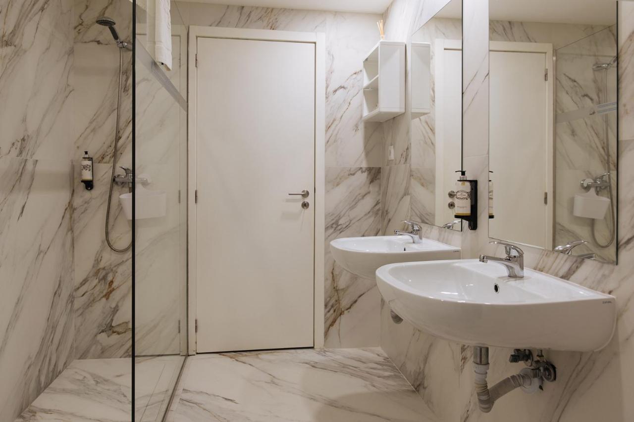 Apartamentos Premium Familiares - Loft Guesthouse Bemyguest فيزيو المظهر الخارجي الصورة